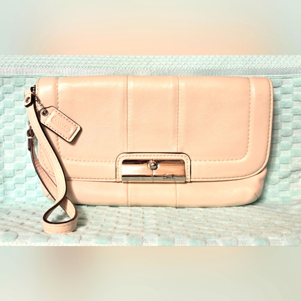 Coach Vintage Wrislet